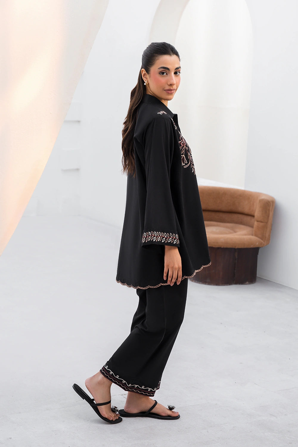 Iconic Black